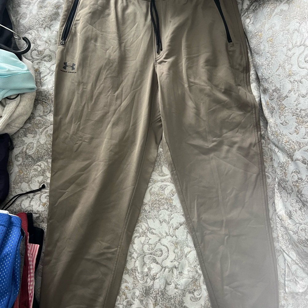 Under Armour Men's Khaki Pants